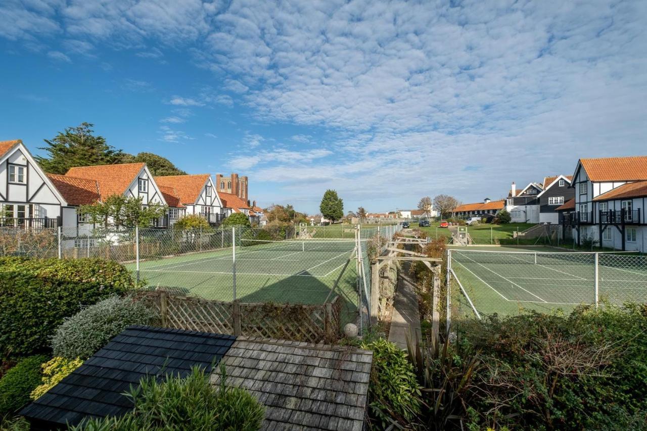 1 Sanctuary Court - Aldeburgh Coastal Cottages Thorpeness Exteriér fotografie